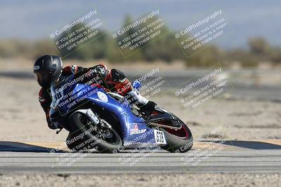 media/Dec-07-2025-CVMA (Sun) [[3e7d2de5dc]]/Race 4-Supersport Middleweight/